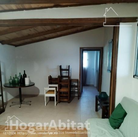 CHALET RÚSTICO CON PISCINA PRIVADA, TERRAZA Y PARCELA - CASTELLON