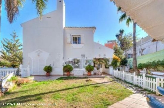 Chalet en venta en Benalmádena (Málaga)