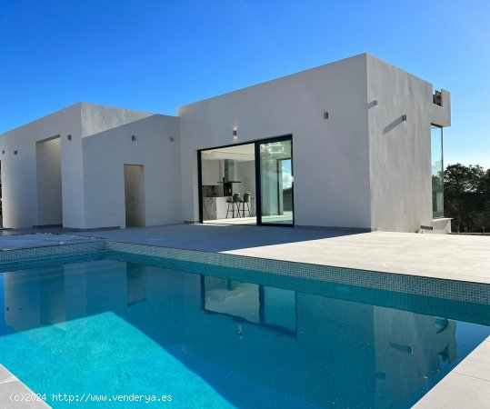 Villa en venta a estrenar en Orihuela (Alicante)