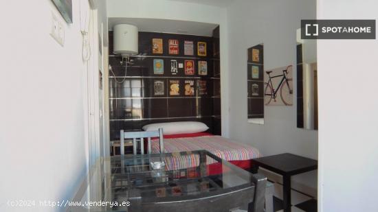 Apartamento de 2 habitaciones en alquiler en Madrid - MADRID