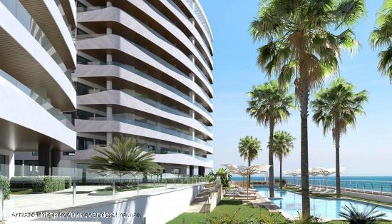 Se Vende en La Manga del Mar Menor - MURCIA