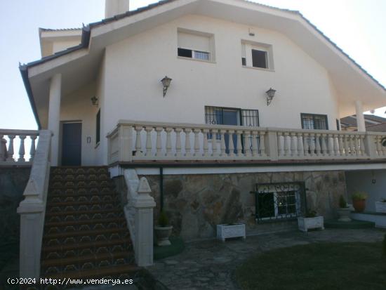  Se vende chalet individual en El Sotillo - SEGOVIA 