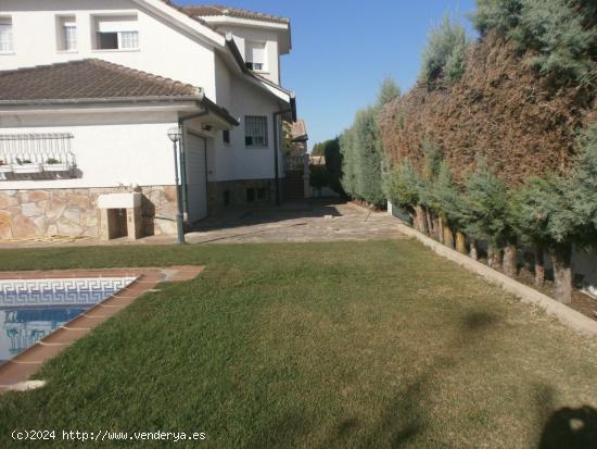 Se vende chalet individual en El Sotillo - SEGOVIA