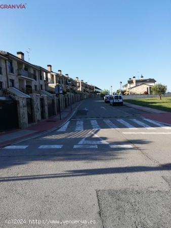 Parcela urbana en venta. Urbanización en Nalda - LA RIOJA