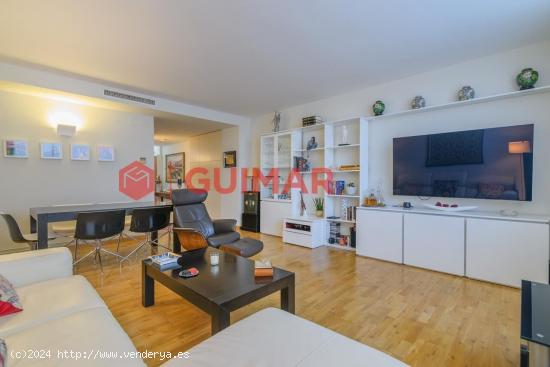  TRIPLEX - Barcelona (Sant Martí / Vila Olímpica) - BARCELONA 