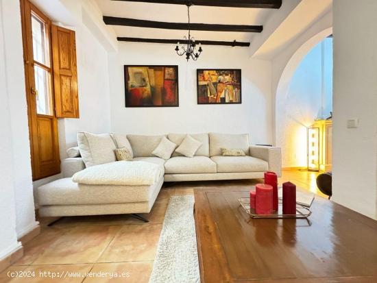 Casa de pueblo en Teulada: encanto histórico y confort moderno a tan solo 4 km de Moraira - ALICANT