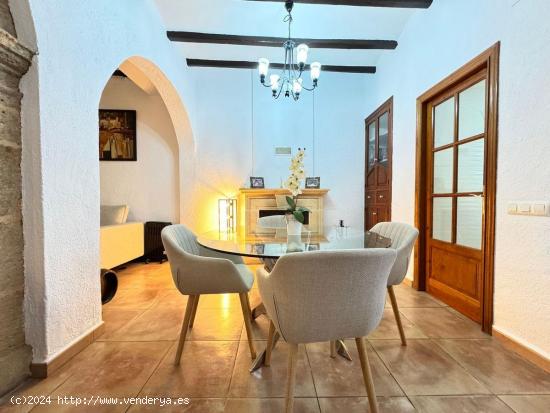 Casa de pueblo en Teulada: encanto histórico y confort moderno a tan solo 4 km de Moraira - ALICANT