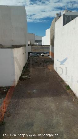 Terreno urbano de 140 m² en Vecindario - LAS PALMAS