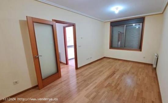 APARTAMENTO 21 - ORENSE