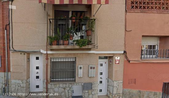 Se vende dúplex OKUPADO en Castellbisbal (Barcelona) - BARCELONA