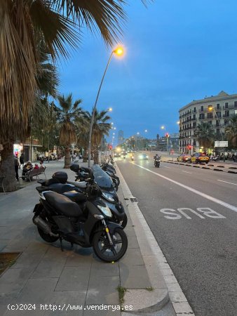 Plaza de aparcamiento en venta  en Barcelona - Barcelona