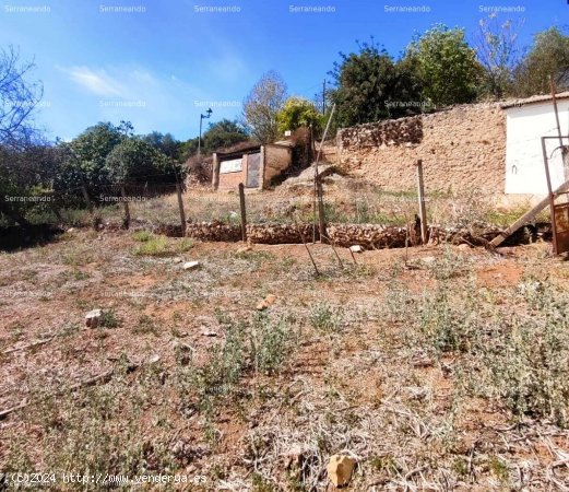 SE VENDE TERRENO URBANO EN VENTA EN GALAROZA (HUELVA) ESPAÑA. - Galaroza