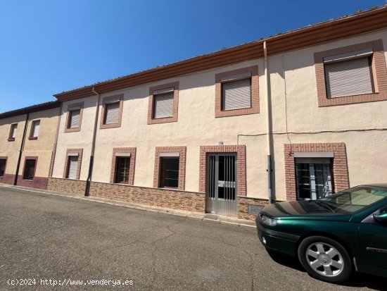  *NOVEDAD* CASA DE PUEBLO A LA VENTA EN VALENCIA DE DON JUAN 