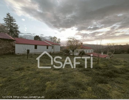 ENCANTADORA CASA RÚSTICA REFORMADA EN LALÍN