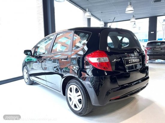 Honda Jazz 1.6 i-VTEC 100 cv Gasolina de 2012 con 122.600 Km por 8.890 EUR. en Barcelona