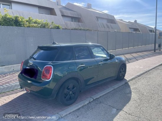 Mini Mini One D de 2015 con 150.000 Km por 11.500 EUR. en Madrid