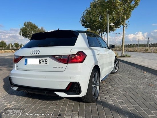 Audi A1 Sporback 25 TFSI S-line de 2019 con 113.000 Km por 15.800 EUR. en Madrid