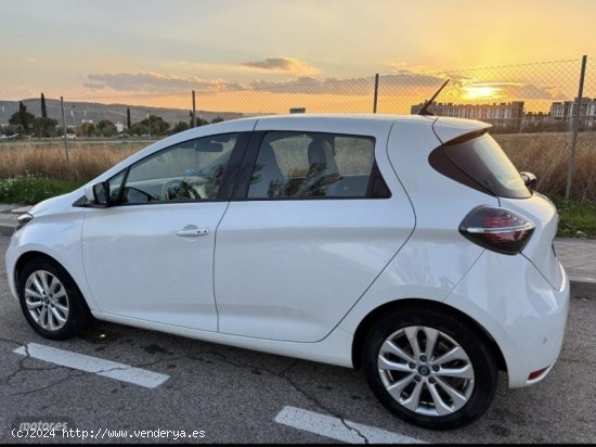 Renault Zoe Intens 100 KW R135 bateria 50kWh flexi de 2020 con 69.909 Km por 14.000 EUR. en Madrid