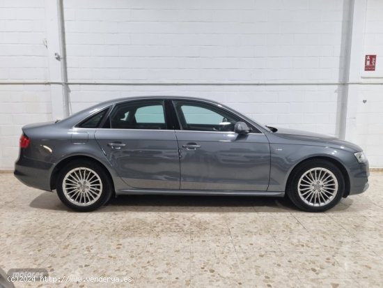 Audi A4 2.0 s tronic edicion de 2016 con 100.000 Km por 15.800 EUR. en Sevilla