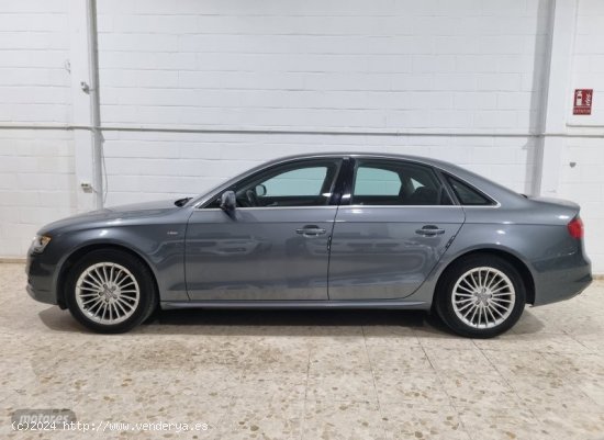 Audi A4 2.0 s tronic edicion de 2016 con 100.000 Km por 15.800 EUR. en Sevilla