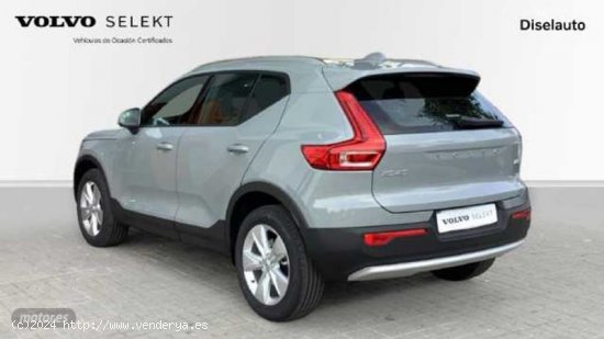 Volvo XC40 2.0 B3 CORE AUTO 163 5P de 2024 con 13 Km por 36.950 EUR. en Barcelona