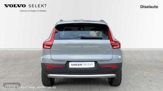 Volvo XC40 2.0 B3 CORE AUTO 163 5P de 2024 con 13 Km por 36.950 EUR. en Barcelona