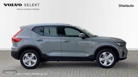 Volvo XC40 2.0 B3 CORE AUTO 163 5P de 2024 con 13 Km por 36.950 EUR. en Barcelona