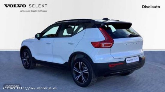 Volvo XC40 1.5 T4 RECHARGE R-DESIGN DCT 211 5P de 2020 con 57.539 Km por 30.900 EUR. en Barcelona