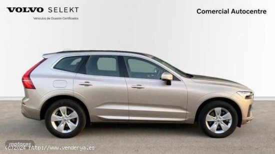 Volvo XC 60 2.0 B4 D CORE AUTO 197 5P de 2023 con 34.578 Km por 45.900 EUR. en Barcelona