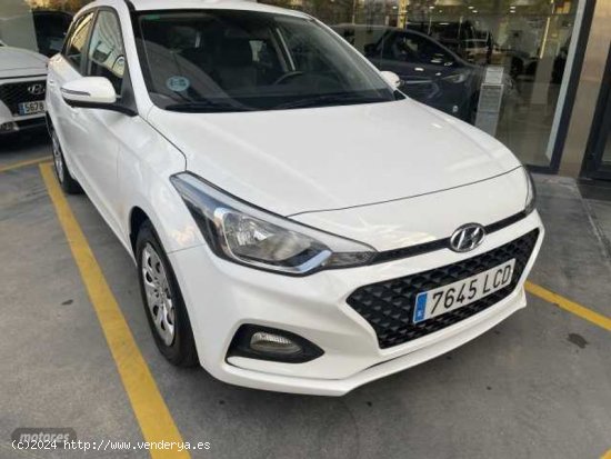 Hyundai i20 1.0 TGDI 74kW (100CV) Essence LE de 2019 con 101.965 Km por 11.500 EUR. en Madrid