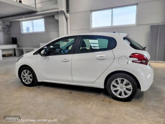 Peugeot 208 5P ACTIVE PureTech 60kW 82CV de 2019 con 121.195 Km por 7.490 EUR. en Valencia