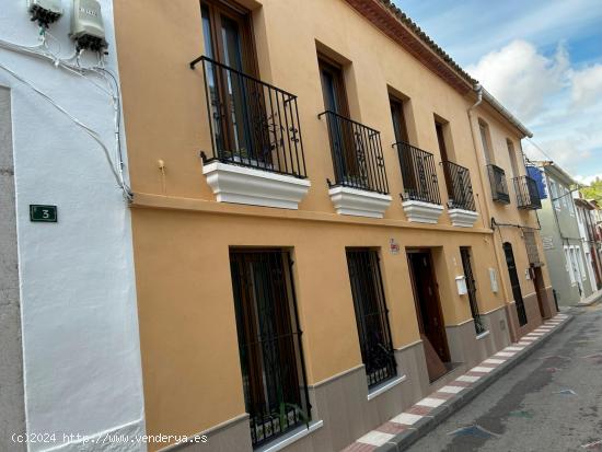 Encantadora casa de pueblo en Senija - ALICANTE