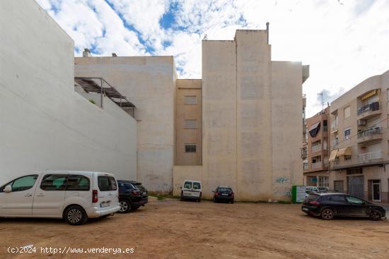 Solar en suelo urbano - ALICANTE