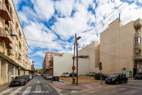 Solar en suelo urbano - ALICANTE