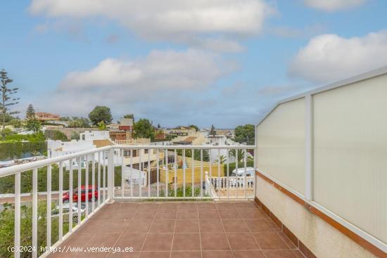 Los Balcones, Casa Adosada 3 dormitorios con Jardín y Patio - ALICANTE