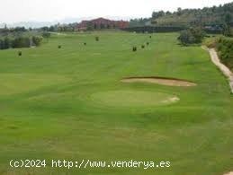 TERRENO LLANO EN CAMPO DE GOLF MASÍA BACH - BARCELONA