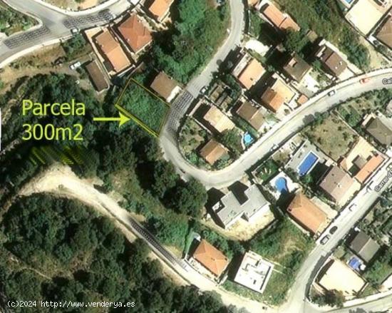  Solar a la venta de 300 M2 en una urbanización con servicios - Abrera (Barcelona) - BARCELONA 