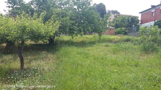 AMPLIA PARCELA EN CAN SANTA EUGENI DE CASTELLBISBAL A 30' DE BARCELONA - BARCELONA