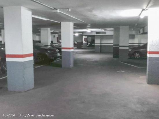 AMPLIA PLAZA DE PARKING A LA VENTA EN SAGRADA FAMILIA - BARCELONA