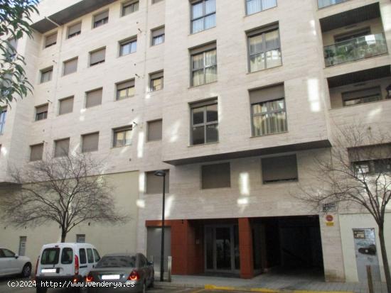 APARTAMENTO MUY CENTRICO TOTALMENTE AMUEBLADO - ALBACETE