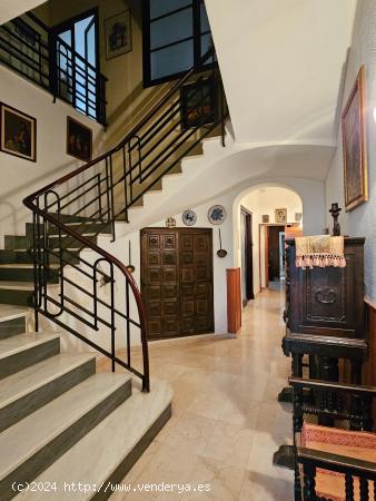 🏠 ¡Se Vende Casa Histórica en el Corazón del Pueblo! 🏡 - ALICANTE