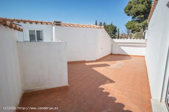 ATICO A ESTRENAR CON TERRAZA Y VISTAS AL CASTILLO  DE BIAR - ALICANTE