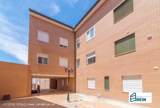  PISO DE 2 DORMITORIOS Y 2 BAÑOS JUNTO A LA PLAZA DE RECAS - TOLEDO 