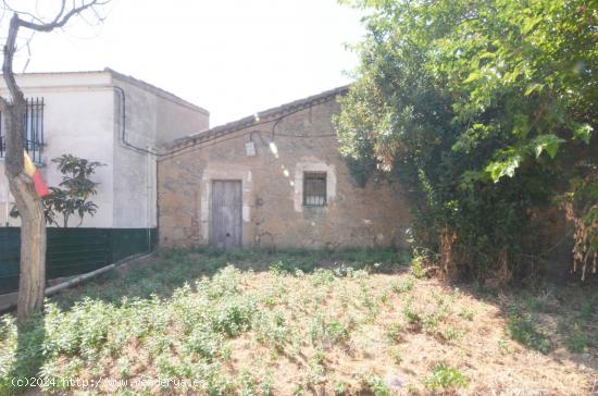 Urbis te ofrece un solar en Doñinos de Salamanca, zona Santibañez del Río. - SALAMANCA