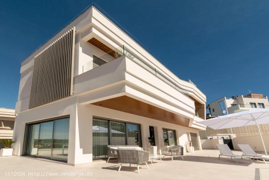 Villa - Campoamor - ALICANTE