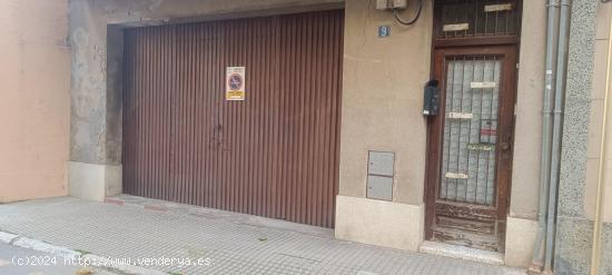 SANT CELONI (CENTRO-ESTACIÓN RODALIES): LOCAL DIÀFANO EN VENTA CON SALIDA DE HUMOS - BARCELONA