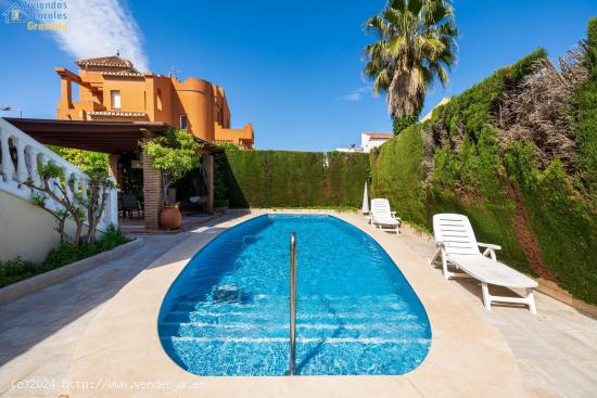 Fabuloso chalet en Urbanización El Carmelo (Ogíjares) - GRANADA