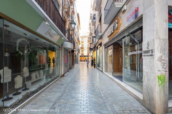 !!!!ATENCION INVERSORES!!! SE VENDE LOCAL COMERCIAL CÉNTRICO JUNTO CALLE MESONES Y CALLE ALHÓNDIGA