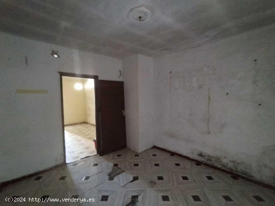 CASA EN VENTA EN LOS PALACIOS - SEVILLA