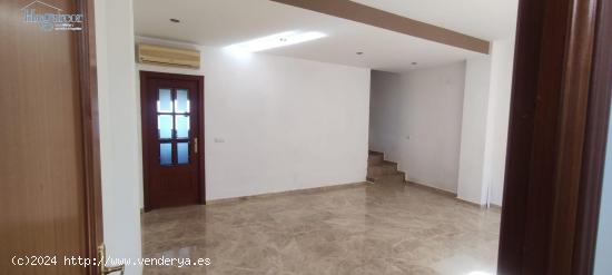 CASA ADOSADA EN VENTA EN GUADALCAZAR - CORDOBA